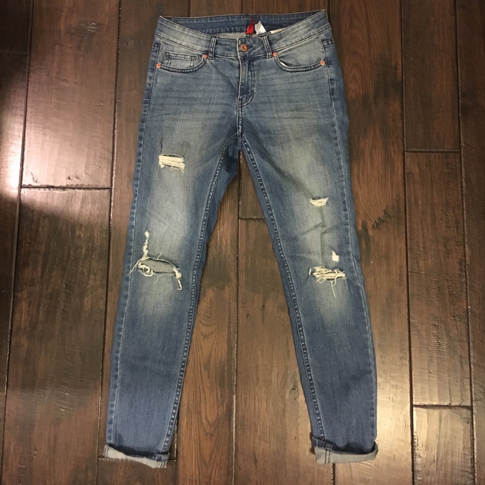 H&M Divided skinny jeans size 8 (similar to a 26)